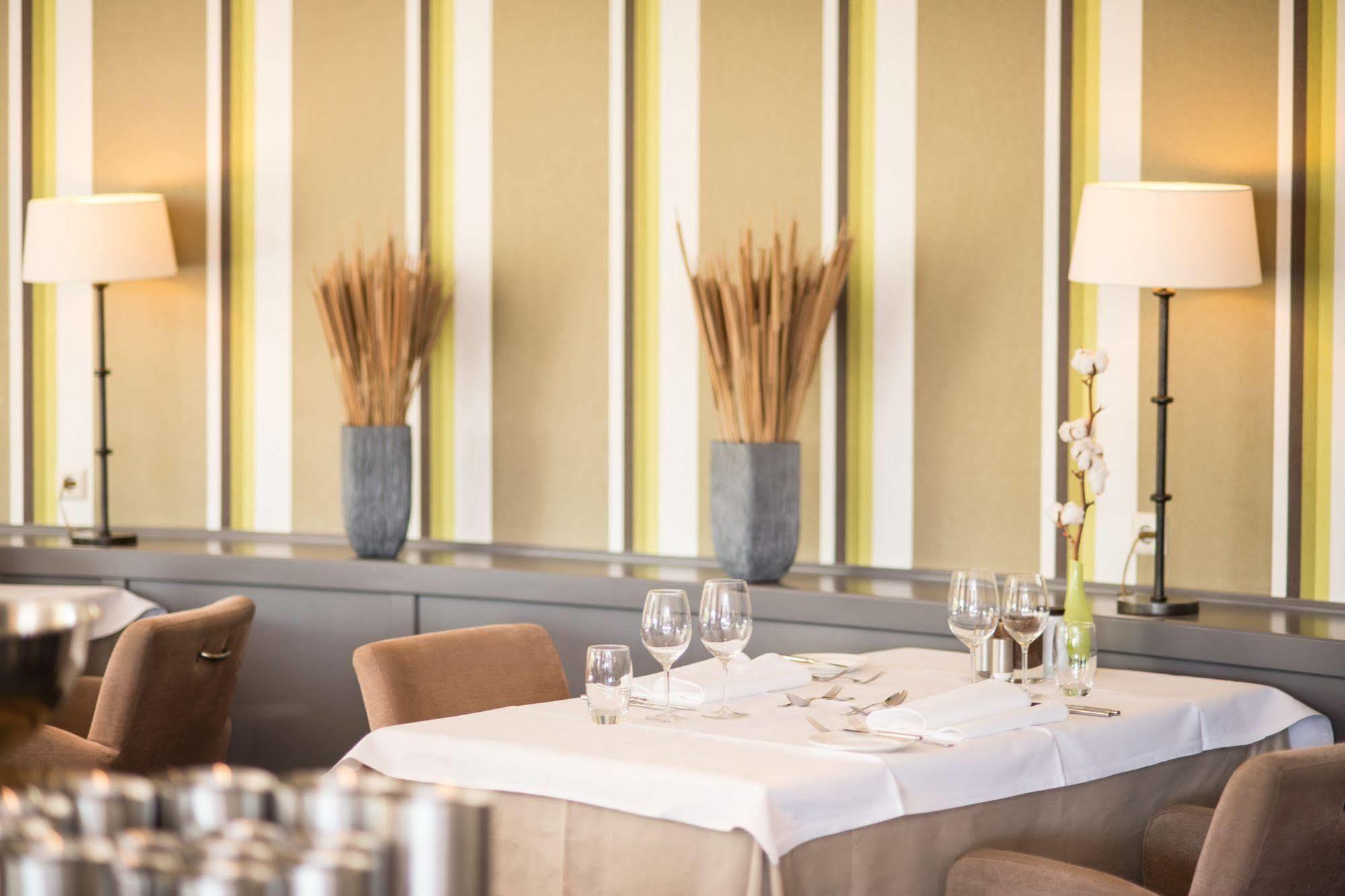 Hotel Greenside Texel เดอ คุก ภายนอก รูปภาพ